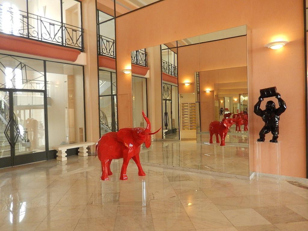 Studio Croisette Cannes Bilik gambar